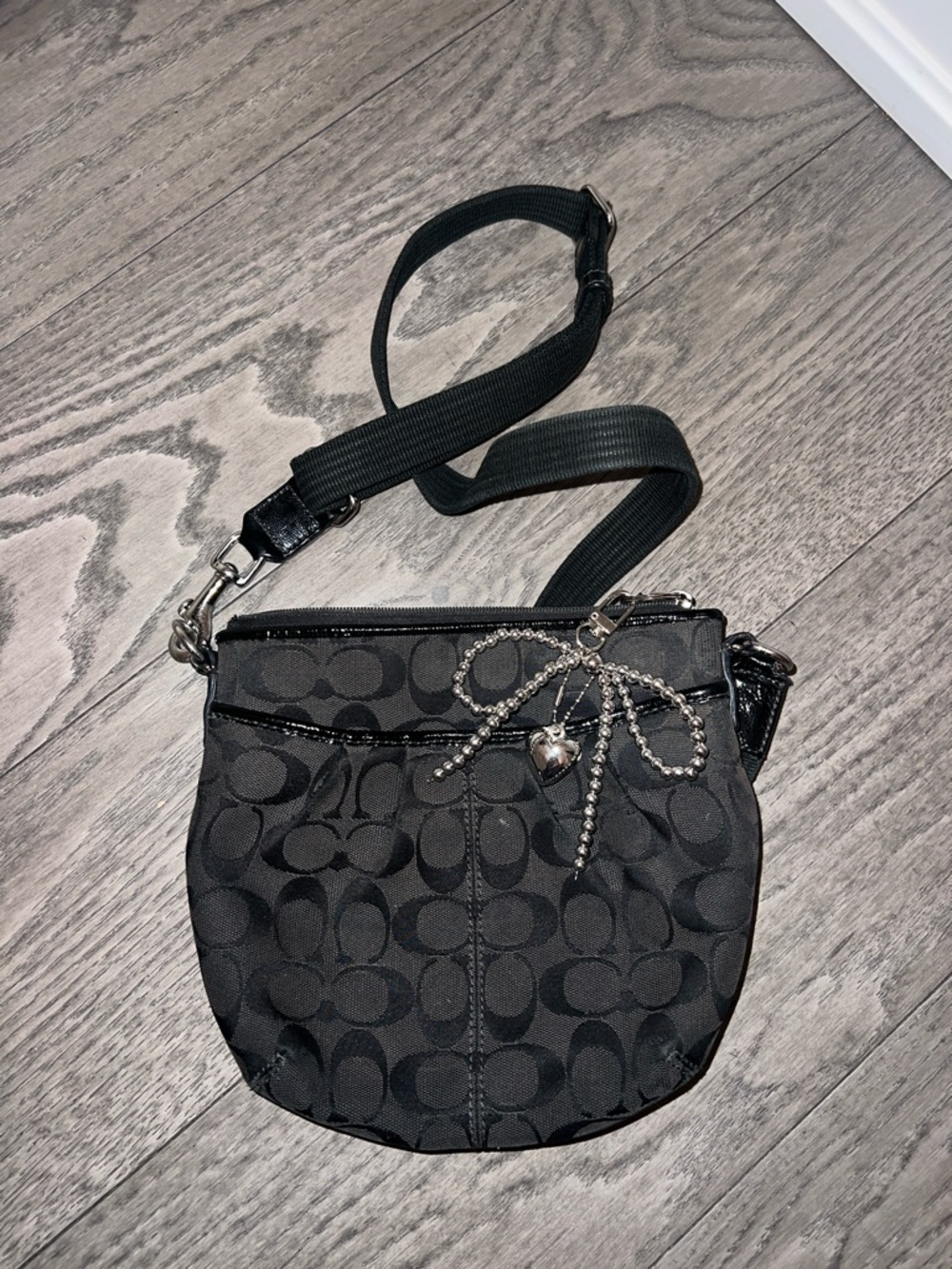 🖤 Coach Black Signature Jacquard Crossbody with Silver Charm
